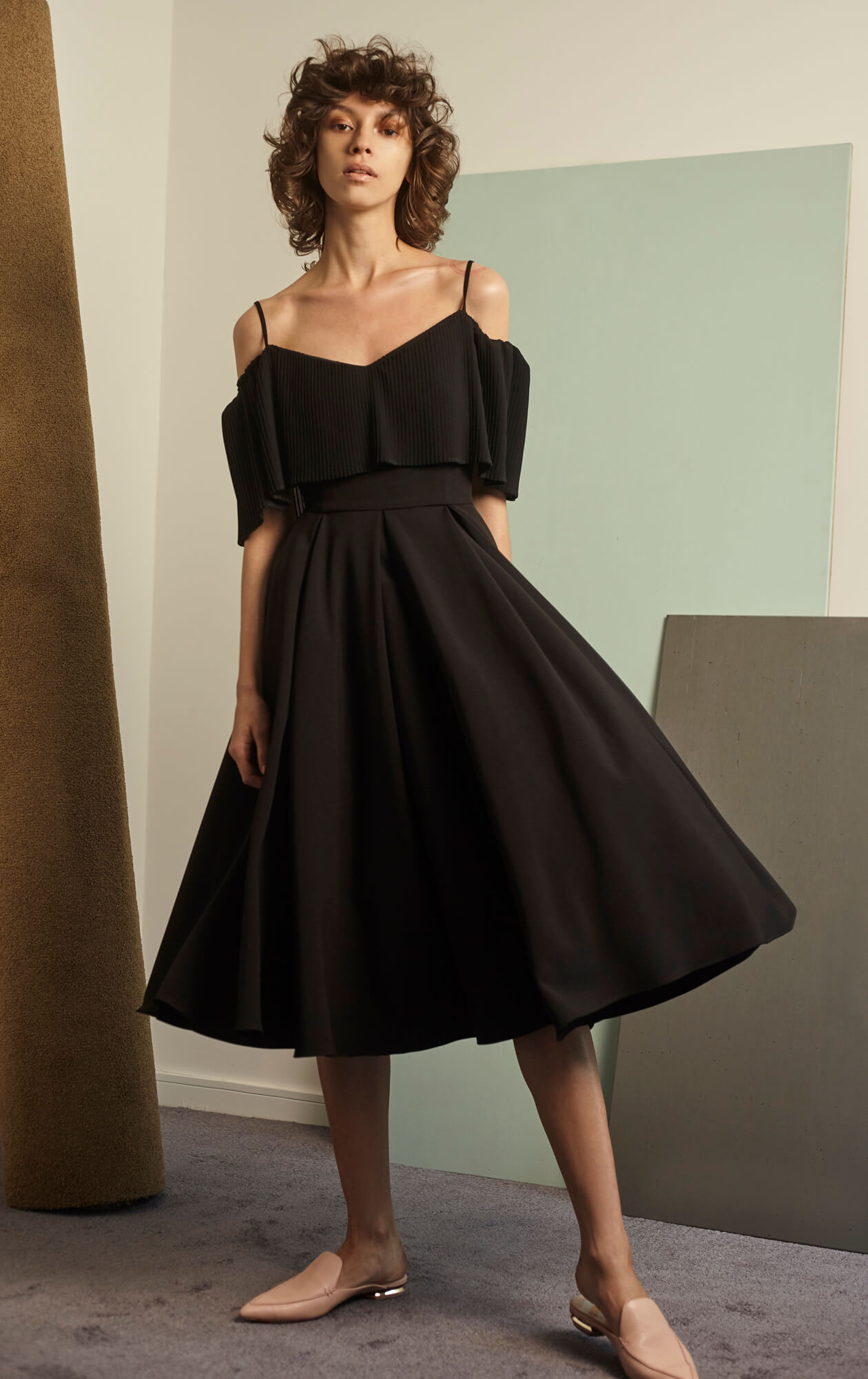 DALLA ダラ off shoulder pleats one-piece dalla オフショルダー